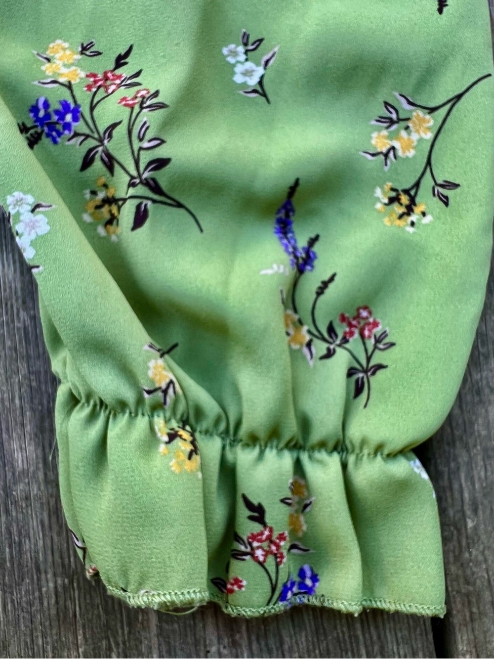 HESPERUS SMOCKED BLOUSE - Picture 6 of 12